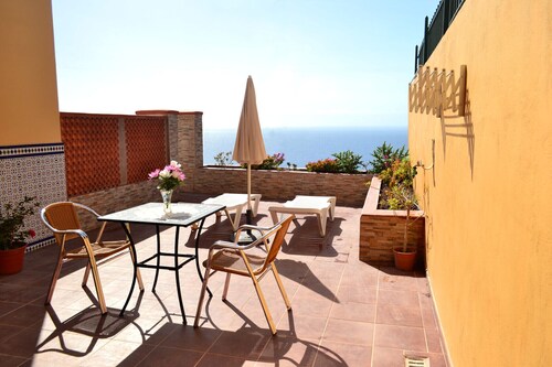 Casa Junonia Apartments, mit Terrasse, Bajo C