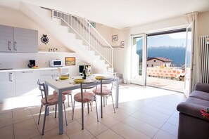 Open plan living here at "Lenno Spese II"