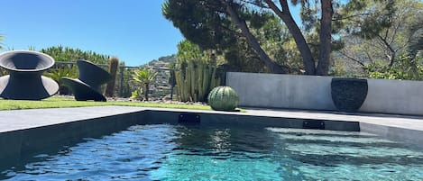 Piscine extérieure, piscine chauffée