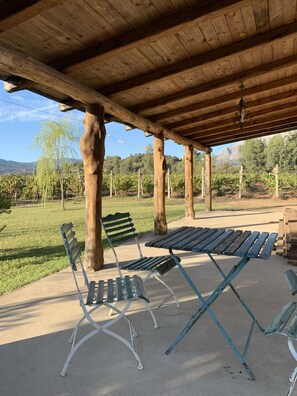 Outdoor dining - Holiday home in La Caletta - Tentadore (La Caletta)