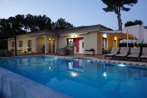 Outdoor pool - LUXURIOUS VILLA SOL DE MALLORCA (Sol de Mallorca)