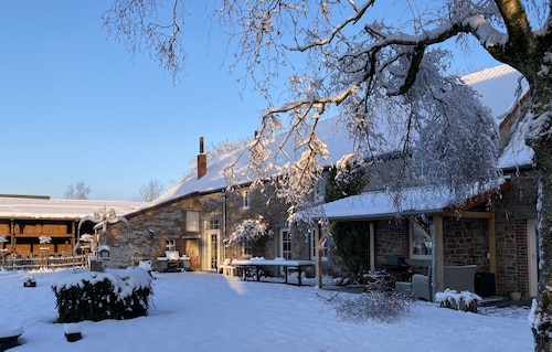 Gîte grand confort avec beaucoup de charme 12/14 personnes , sauna. 