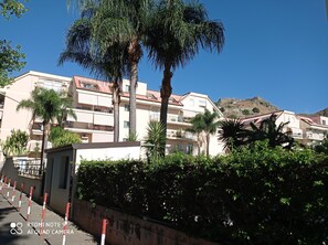 Exterior - D63 Bilo De Luxe 4 beds in residence with swimming pool, tennis court  (Calatabiano)