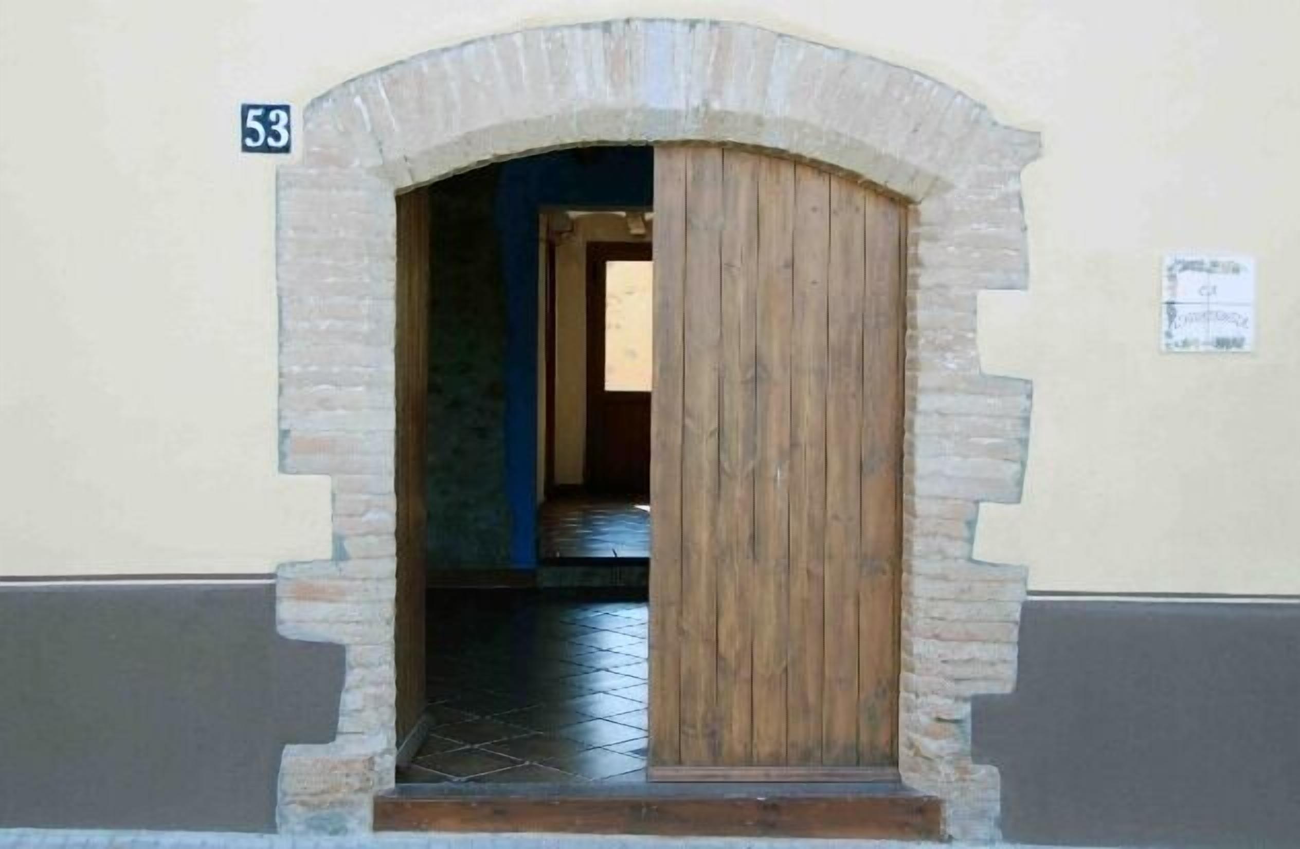 تفاصيل الفندق من الخارج