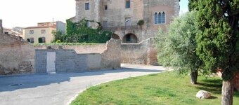 Itsepalvelu Ca L'Hortènsia 8 hengelle