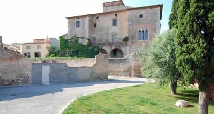 Itsepalvelu Ca L'Hortènsia 8 hengelle