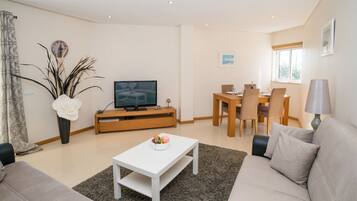 Smart TV, DVD player