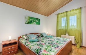 4 habitaciones, wifi gratis y ropa de cama 