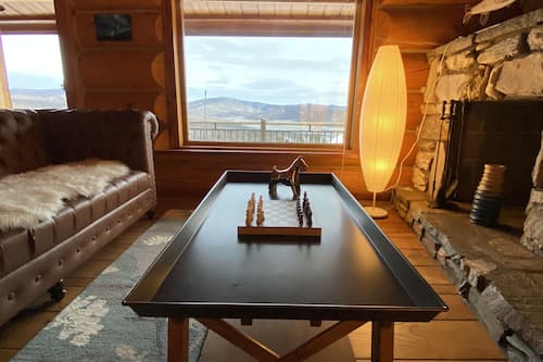 Traditional Cabin, Multiple Beds, Non Smoking, Mountain View | Living area | 42-inch LCD TV with digital channels, TV, heated floors