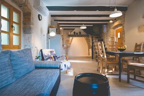 Interior - Rustical holiday house Jela with swimming pool (Dobrinj)