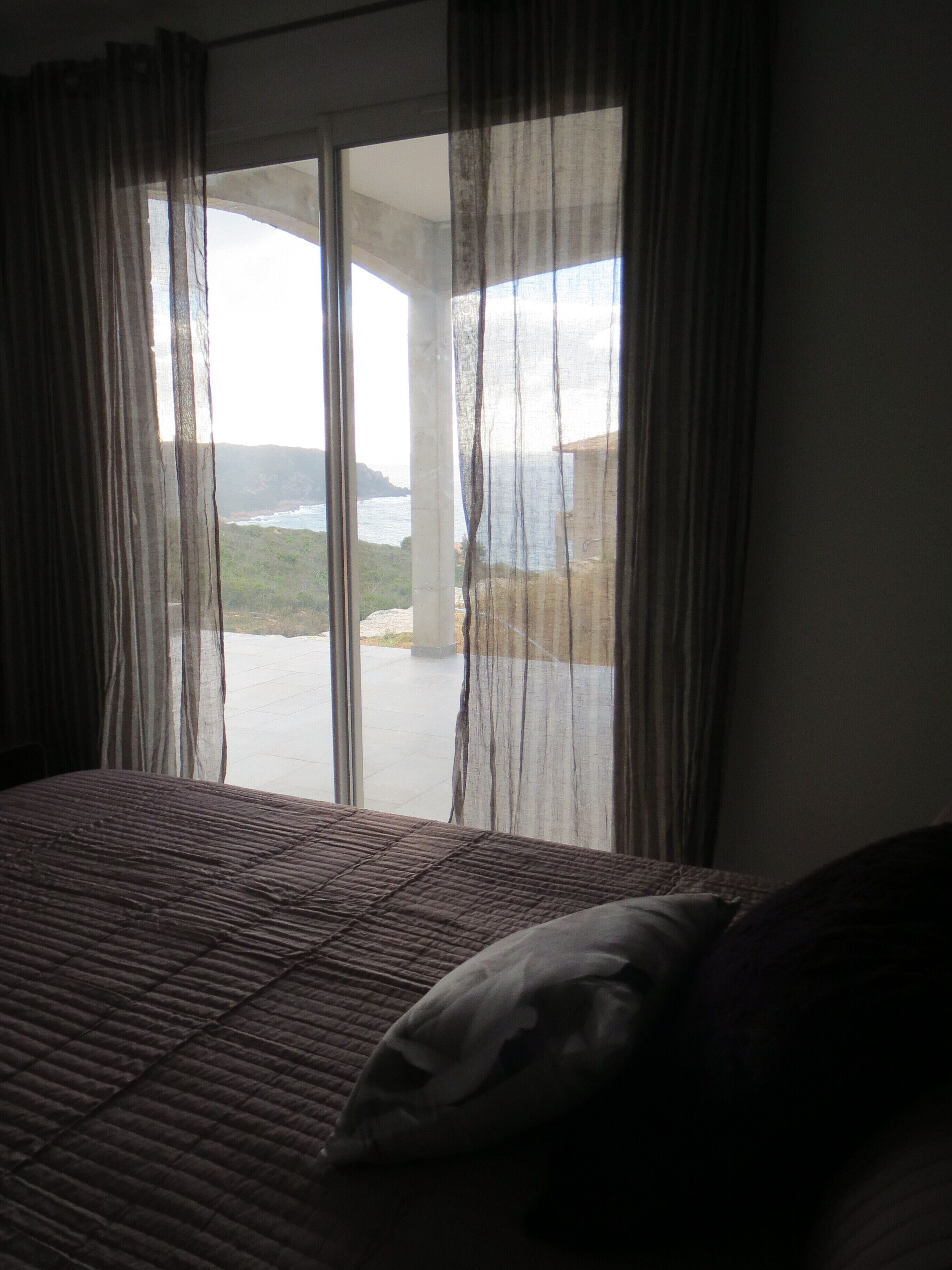 4 bedrooms, iron/ironing board, free WiFi