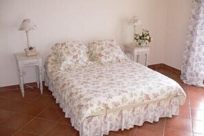 3 camere, ferro/asse da stiro, Wi-Fi gratuito, lenzuola