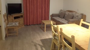 TV, DVD-spiller og filmbibliotek