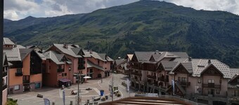 Apartment in the center of Valmeinier 1800 station 150 meters from the slopes