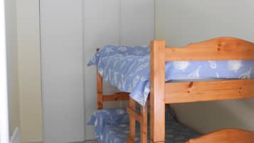 2 soverom, strykejern/-brett og wi-fi (inkludert)