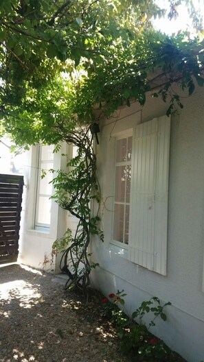 Exterior detail - LA BAULE PORNICHET 250m from the sea of shops and the train station (Pornichet)