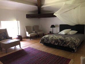 5 Schlafzimmer, Bügeleisen/Bügelbrett, WLAN, Bettwäsche