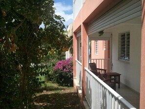 Property grounds - Apartment F3 Trois Ilets in quiet Residence in lanse à l'âne 750m / sea (Les trois ilets)