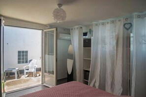 2 Schlafzimmer, Bügeleisen/Bügelbrett, Reisekinderbett, kostenloses WLAN
