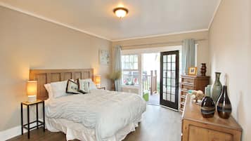 4 Schlafzimmer, Zimmersafe, Schreibtisch, Bügeleisen/Bügelbrett