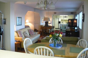 TV, DVD player - Perfect Spot for a Well Deserved Vacation!!! Check Us Out!! (Panama City Beach)