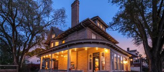 Distinguished Victorian~Family-Focused~Quiet Area