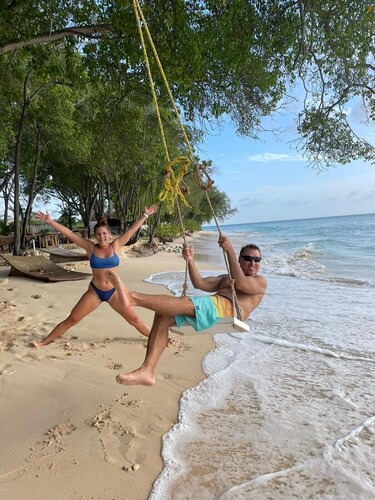 'Cheez Don Bread' on rantahotellimajoitus Long Beach Barbadoksella.