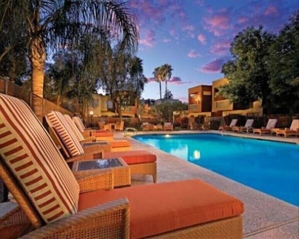 Outdoor pool, a heated pool