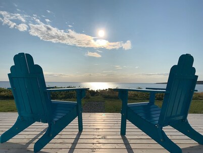 Villa de clase ejecutiva de 2 dormitorios con vista al mar llena de comodidades modernas