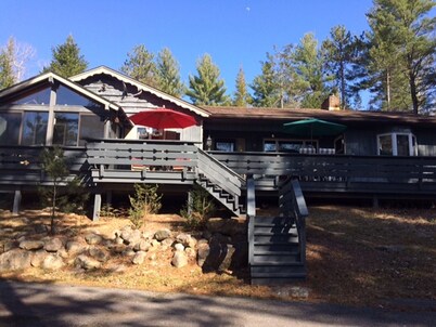 Private hiking trail. Enjoy the ADK splendor. Pet Friendly. Ranch Home. WiFi