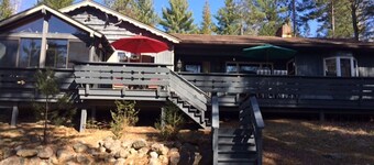 Yksityinen retkeilyreitti. Nauti ADK-loistosta. Lemmikkiystävällinen. Ranch Home. WiFi