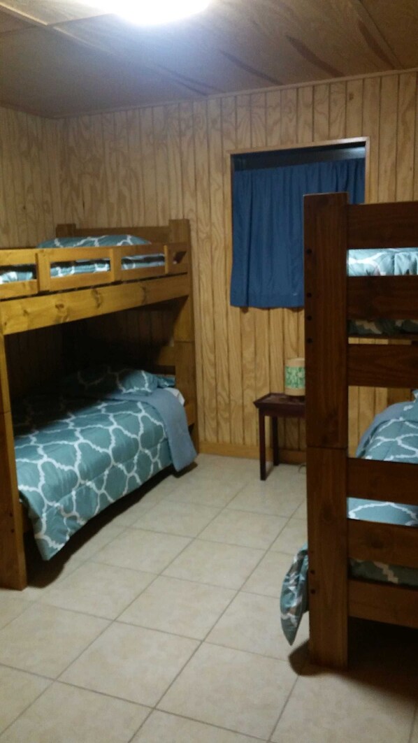 2 Schlafzimmer, Bettwäsche