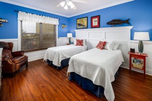 3 makuuhuonetta, silitysrauta/-lauta, ilmainen Wi-Fi, vuodevaatteet