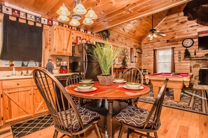 تناول الطعام