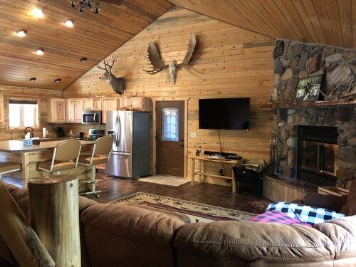 Hervorragende Crandall Cabin Minuten von Yellowstone, bereit für Ihr Abenteuer!