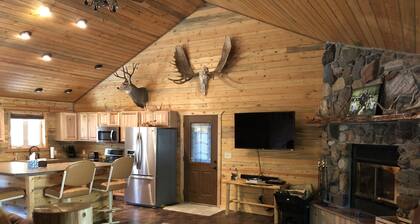 Hervorragende Crandall Cabin Minuten von Yellowstone, bereit für Ihr Abenteuer!