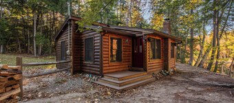 Cozy riverfront cabin on Ossipee River