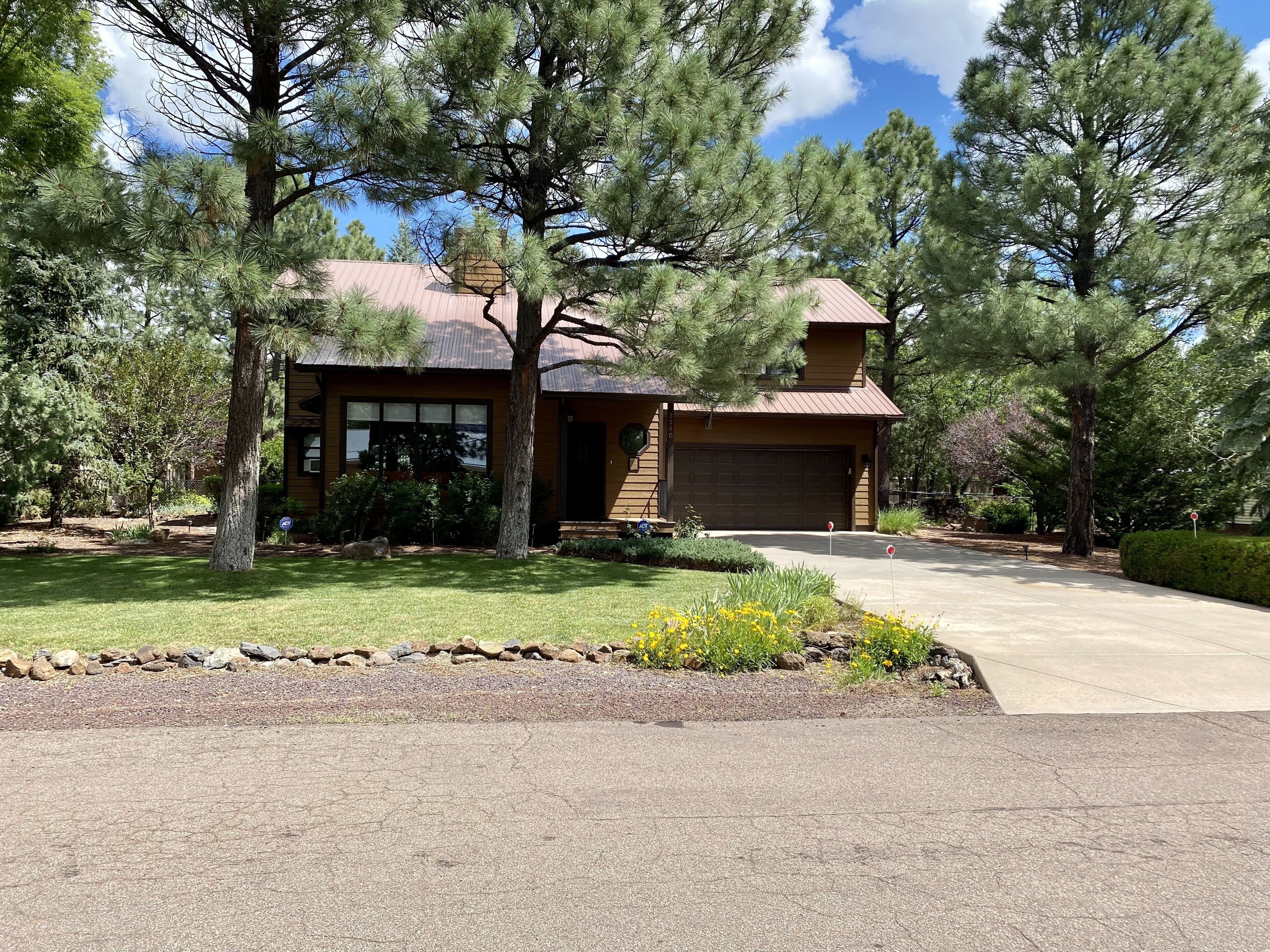 Beautiful vacation home, adjacent to Pinetop/Lakeside area