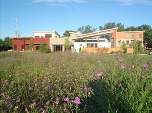 Exterior - Penthouse for Two!!  Enjoy the Fall!! Relax. Hot tub - Steam Shower - Fireplace. (Sawyer)