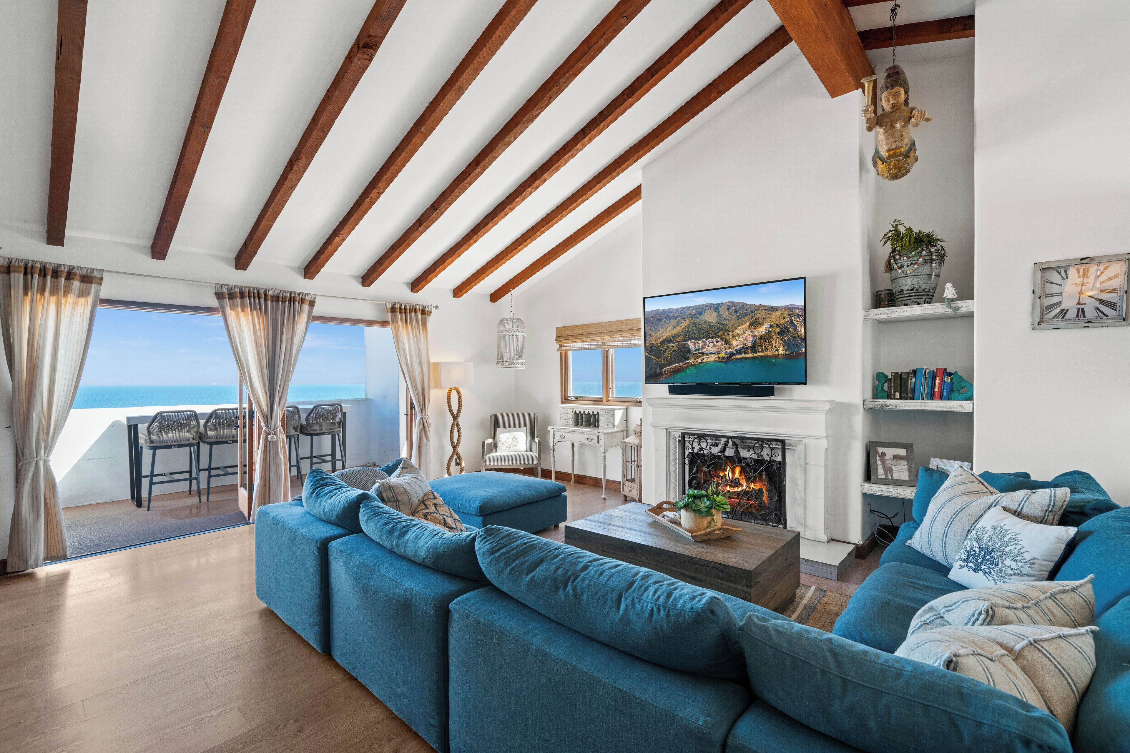 TV, peis, videospill og DVD-spiller