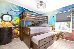 3 bedrooms, desk, iron/ironing board, travel crib