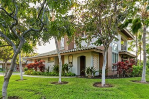 Exterior - Includes Mauna Lani Beach Club Pass! Fairways at Mauna Lani 1506 (Mauna Lani Resort)