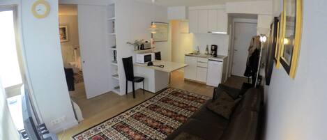 Tv, dvd-afspiller, bøger