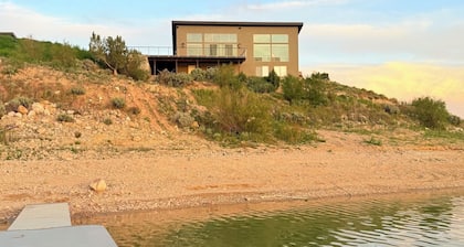 Sleeps 26-Pool-Hot Tub-Private Dock-Game Room