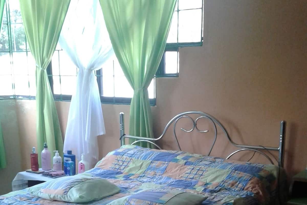 Quarto casal standard, 1 cama de casal, para não fumantes, vista para o jardim | Edredons de pluma, camas com colchões pillow-top