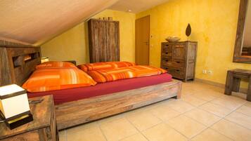 Luxury Condo (Mediterran) | 1 bedroom, in-room safe, blackout curtains, soundproofing