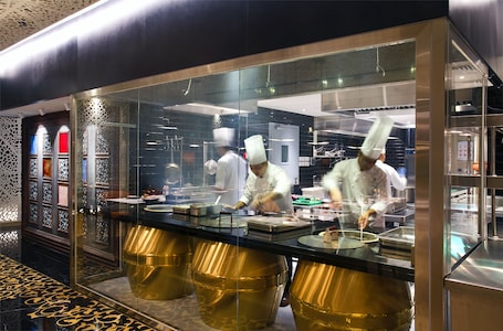 Grayton Hotel Dubai