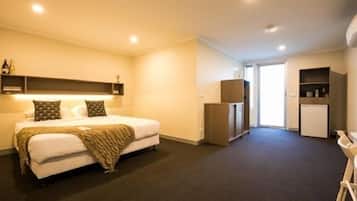 Ropa de cama de alta calidad y minibar