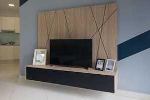 1 bedroom, free WiFi, bed sheets, wheelchair access - OYO Home 501 Luxury 1BR Crest Condo (Kuala Lumpur)