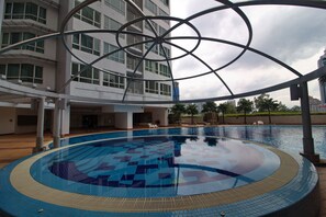 室外游泳池